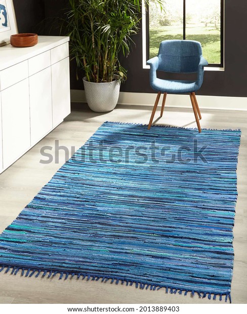 Modern geometric\
living area rug texture\
design