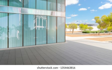 Bilder Stockfotos Und Vektorgrafiken Mauer Garten Shutterstock