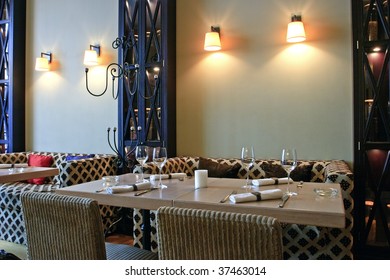 Modern High Class Luxury Restaurant And Cafe