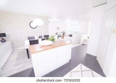 4 Luxury home kitcen Images, Stock Photos & Vectors | Shutterstock