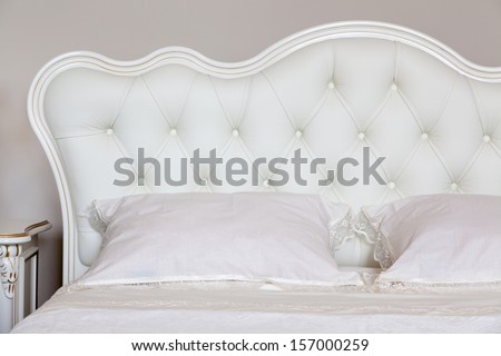 Modern italian style bedroom