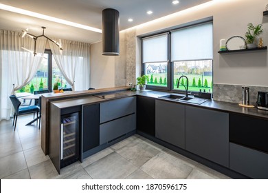 Modern Kitchen In Luxury Private House. Stylish Kitchen Set. Contemporary Interior. Home Design.