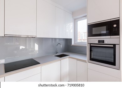 White Gloss Cabinets Images Stock Photos Vectors Shutterstock