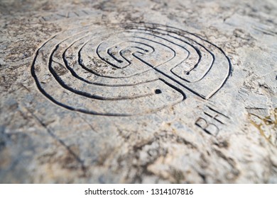 Stone Circle Ruins Images Stock Photos Vectors Shutterstock Images, Photos, Reviews