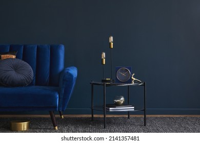 361 Black and gold living room wallpaper Images, Stock Photos & Vectors ...