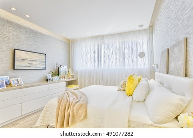 Modern Luxury Bedroom Stock Photo 491077282 | Shutterstock