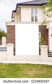 Modern Luxury House Real Estate Sign Board Auction Board For Sale Blank Photo Board Australia Home Outside 