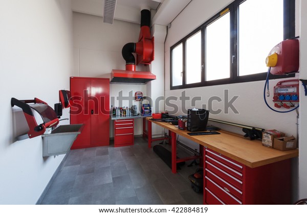 Modern
mechanical workshop interior, nobody
inside