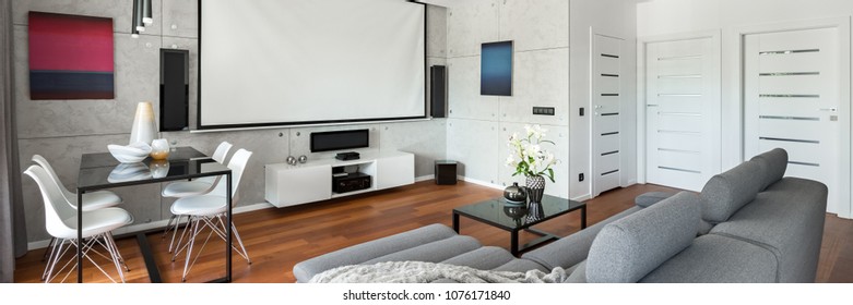 Imagenes Fotos De Stock Y Vectores Sobre Projector Home