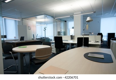 Modern Office Interior ( Photo )