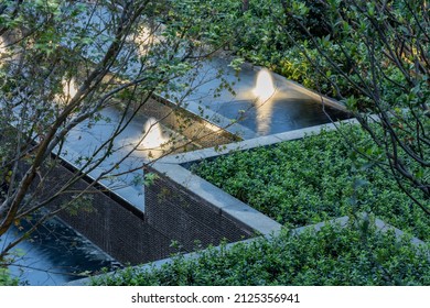 Modern Residential Garden Landscape Green Plant Water Feature