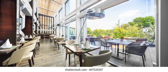 Modern Restaurant Interior

