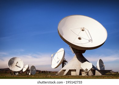 Modern Satellite Dish Radio Telescope Stock Photo 195142733 | Shutterstock