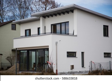 
Modern Single-family House, Flat Roof