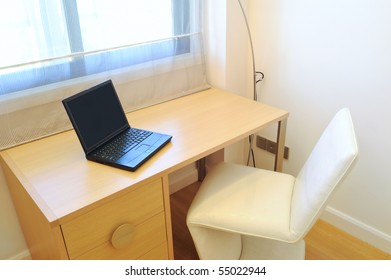 Modern Study Room With Chair And Desk