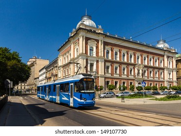 Modern Tram EU8N In Krakow - Poland