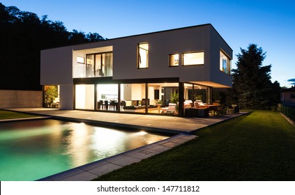 Modern Villa With Pool, Night Scene