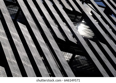 Modern wall (dark)