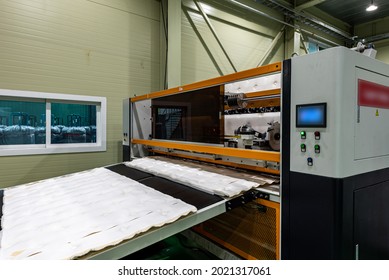 A modern weaving machine for bed  textile manufacture