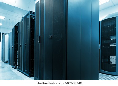 Modern web network and internet telecommunication technology, big data storage and cloud computing