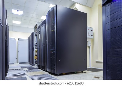 Modern web network and internet telecommunication technology, big data storage and cloud computing