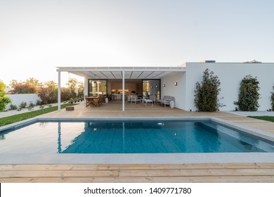 89,540 Pool villa Images, Stock Photos & Vectors | Shutterstock