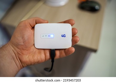 Modern Wireless Pocket 4g Wifi Modem.