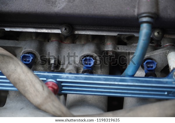 Modified car\'s engine\
detail