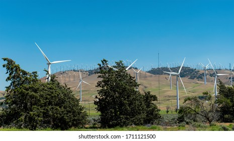 Mojave Desert Wind Farm, California. USA