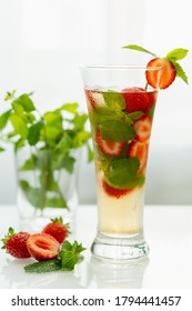 Mojito With Mint And Strawberries, Fruit Tea, Strawberry Mint Tea.