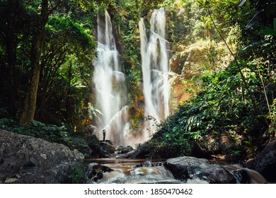 Doi Suthep Waterfall Imagenes Fotos De Stock Y Vectores Shutterstock