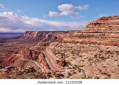 The Moki Dugway