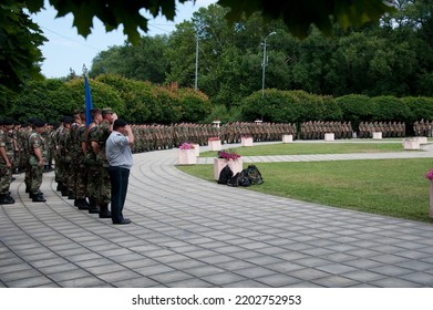 Chișinău, MOLDAVA - JUN 25, 2014: Uniformed Moldovan Army Soldiers Stand At Attention, In Cathedral Park.