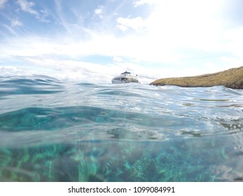 Molokini  Island , West Maui, Hawaii 