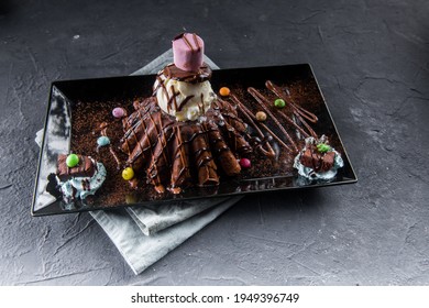 Molten Cake With Icecream On Top