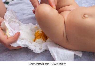 Diaper Girl Scat