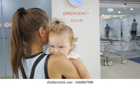 Mom And Child Come In In The Emergency Room At The Hospital In Pattaya Thailand