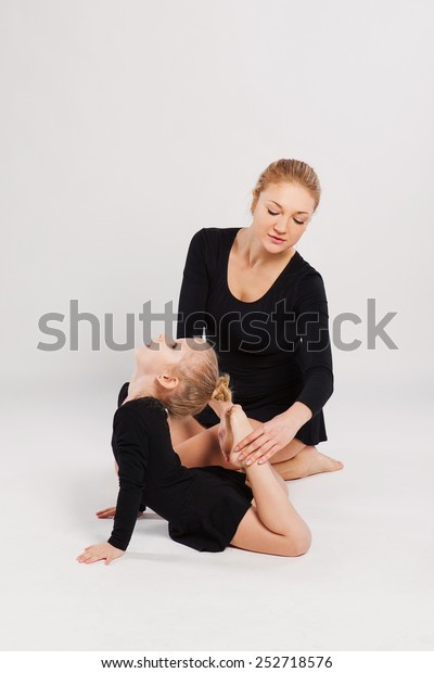 Mom Teach Daughter