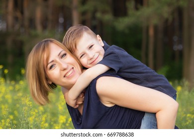 Moms Son Have Fun Outdoors Stock Photo 669788638 Shutterstock image