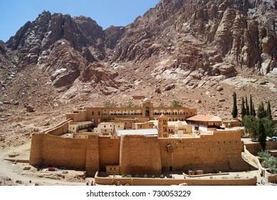 Beautiful Mountain Cloister Landscape Oasis Desert Stock Photo (Edit ...