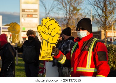 Moncton, New Brunswick, Canada 11.05.2021: CUPE Picket Rally In New Brunswick Demanding Negotiations And Bargaining With Premier Higgs Government. Province-wide Strike. Striking Government Employees