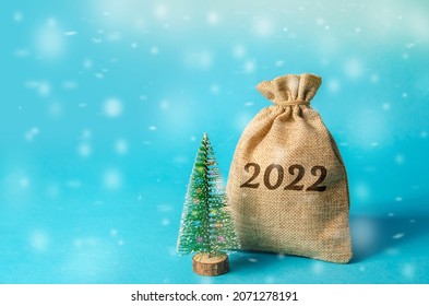 Fres Christmas Money 2022 Accounting Christmas Stock Photos, Images & Photography | Shutterstock