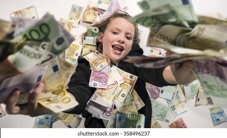 6,419 Woman raining money Images, Stock Photos & Vectors | Shutterstock