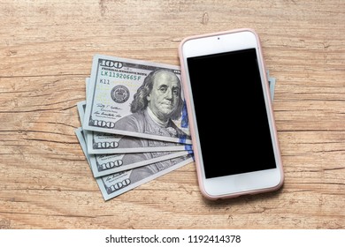 385,622 Phone Money Images, Stock Photos & Vectors | Shutterstock