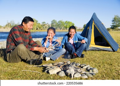 Mongolian Family Anjoy Camping By The River.