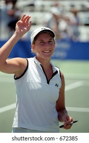 Monica Seles Acknowledges The Crowd At 2001 Acura Classic