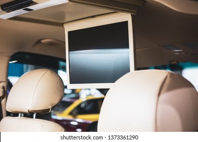  Monitor To Entertain The Small Car.