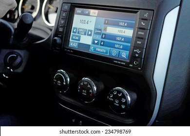 Monitor on the dashboard of the car in FM receiver