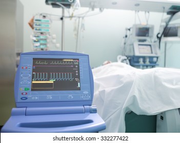 Monitoring of cardiac function unconscious patient in ICU