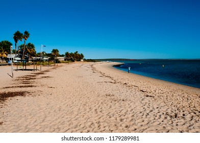 Monkey Mia Beach - Western Australia